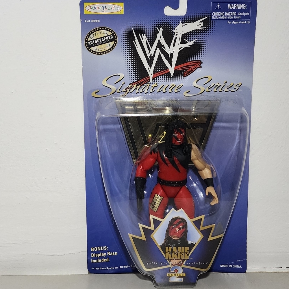 Jakks Pacific WWF Signature Series Kane Action Figure